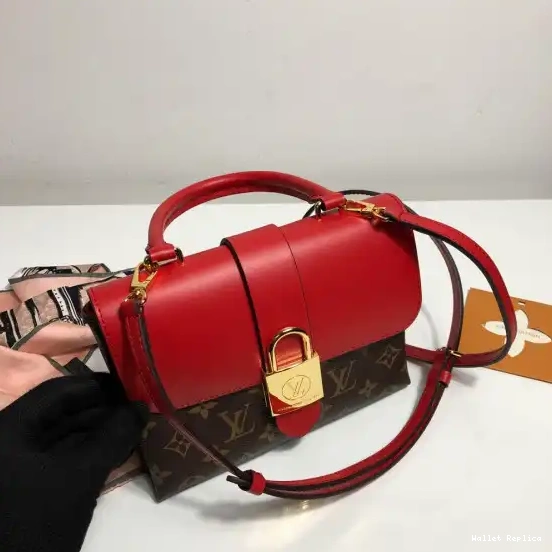 Cheap VUITTON BB LOCKY LOUIS 0529
